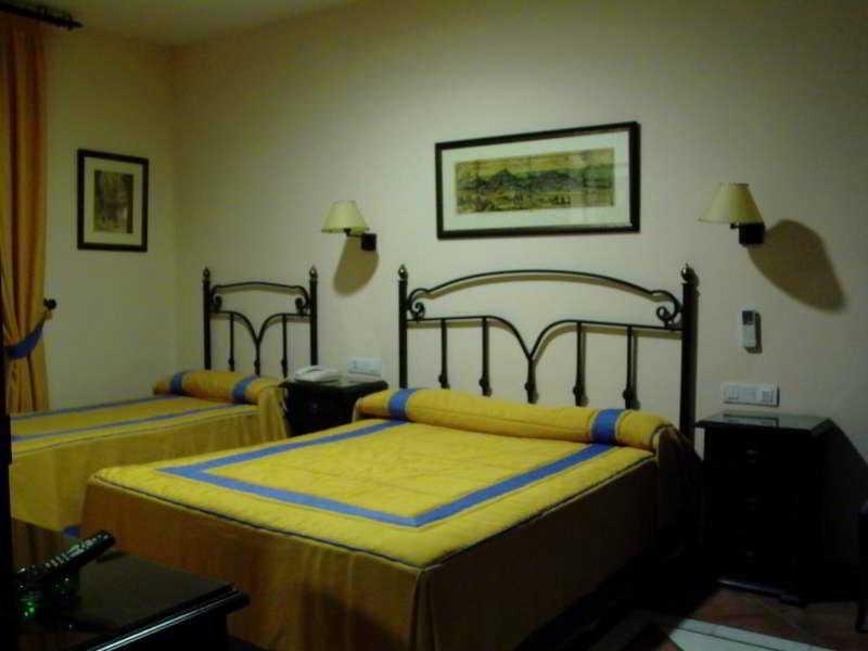 Hotel Calderon 塞内斯·德拉维加 客房 照片